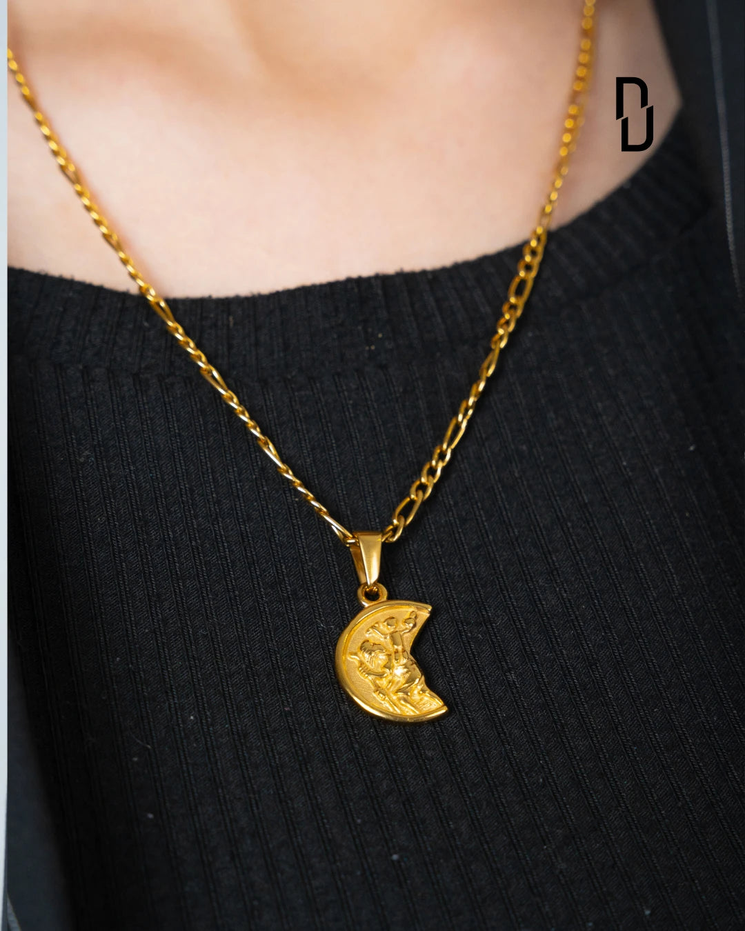 CHRISTOPHER HALFMOON PENDANT (GOLD)