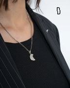 CHRISTOPHER HALF MOON PENDANT (SILVER)