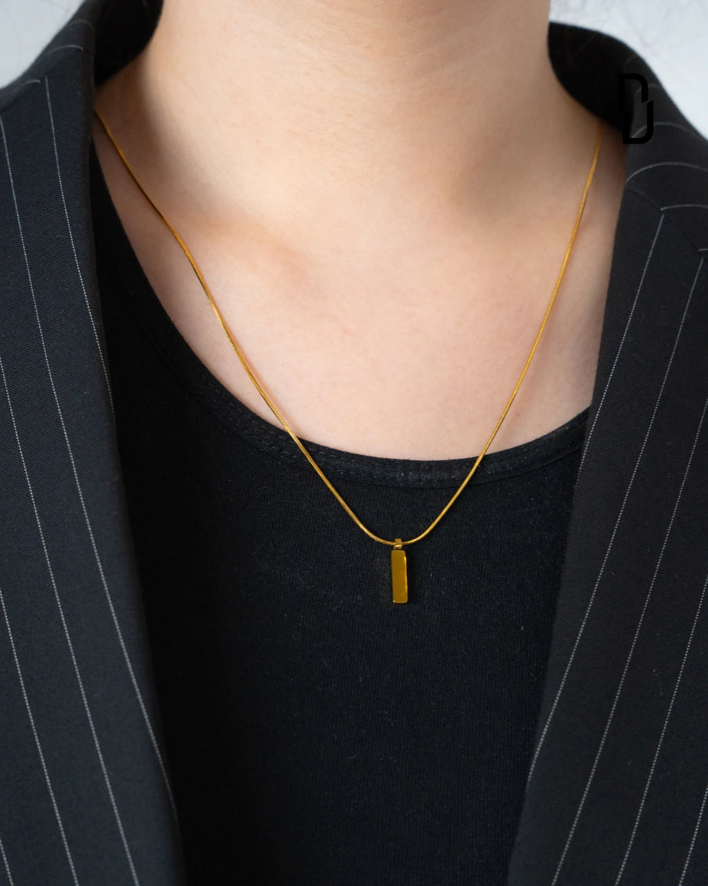 VINTAGE BAR PENDANT (GOLD)